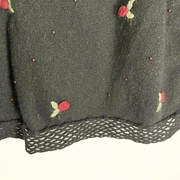 Christopher Banks Vintage Womens Sweater Black Floral Embroidered Beaded XL - Picture 4 of 8